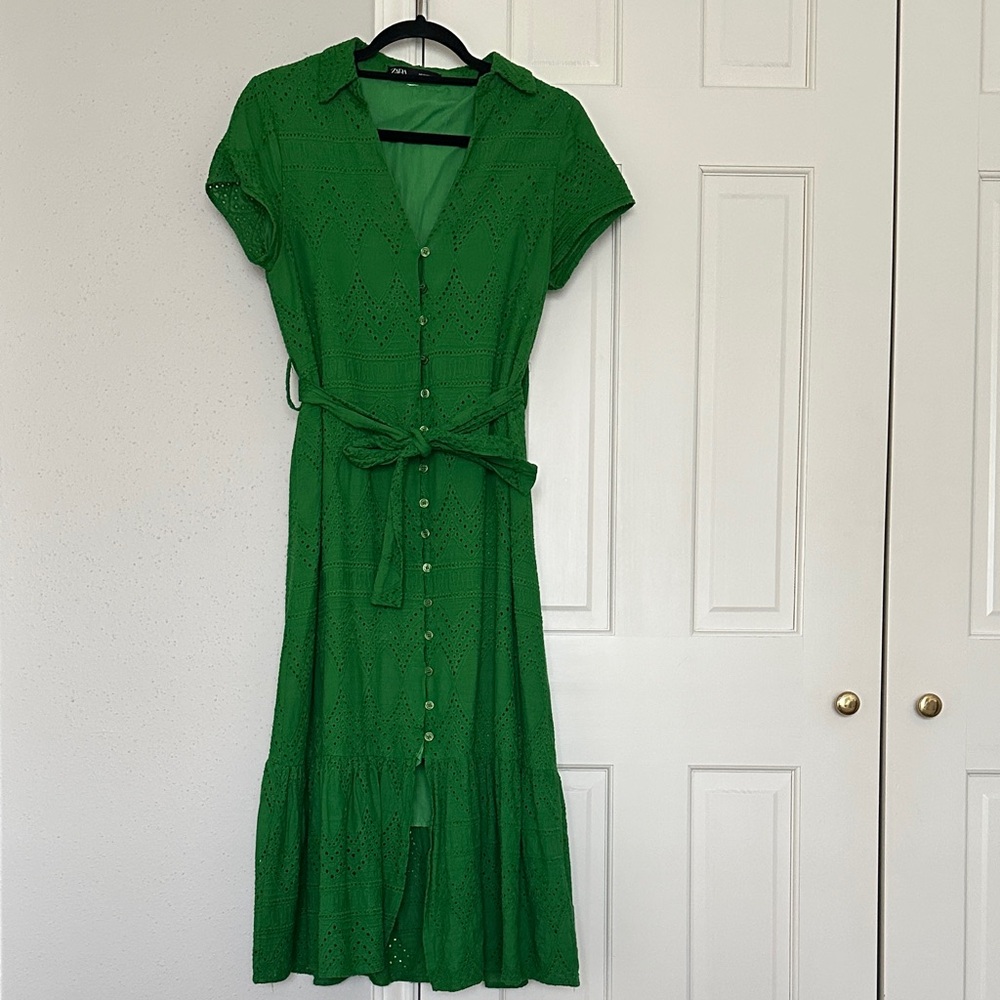 ZARA Green Eyelet Shirt Dress with Waist Tie